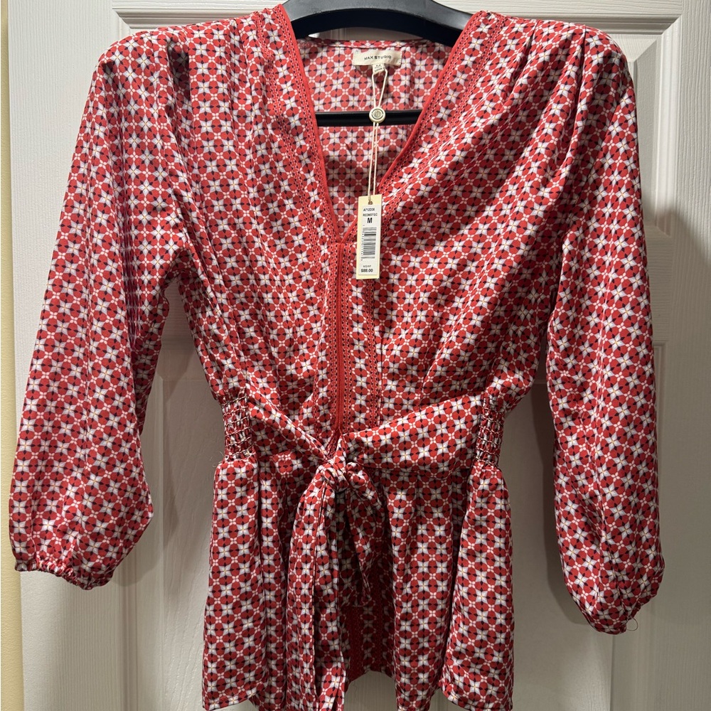 Max Studio Red and White Patterned Blouse NWT Medium